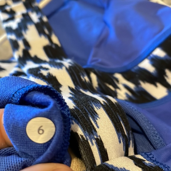 Lululemon purple tank - Picture 4 of 4